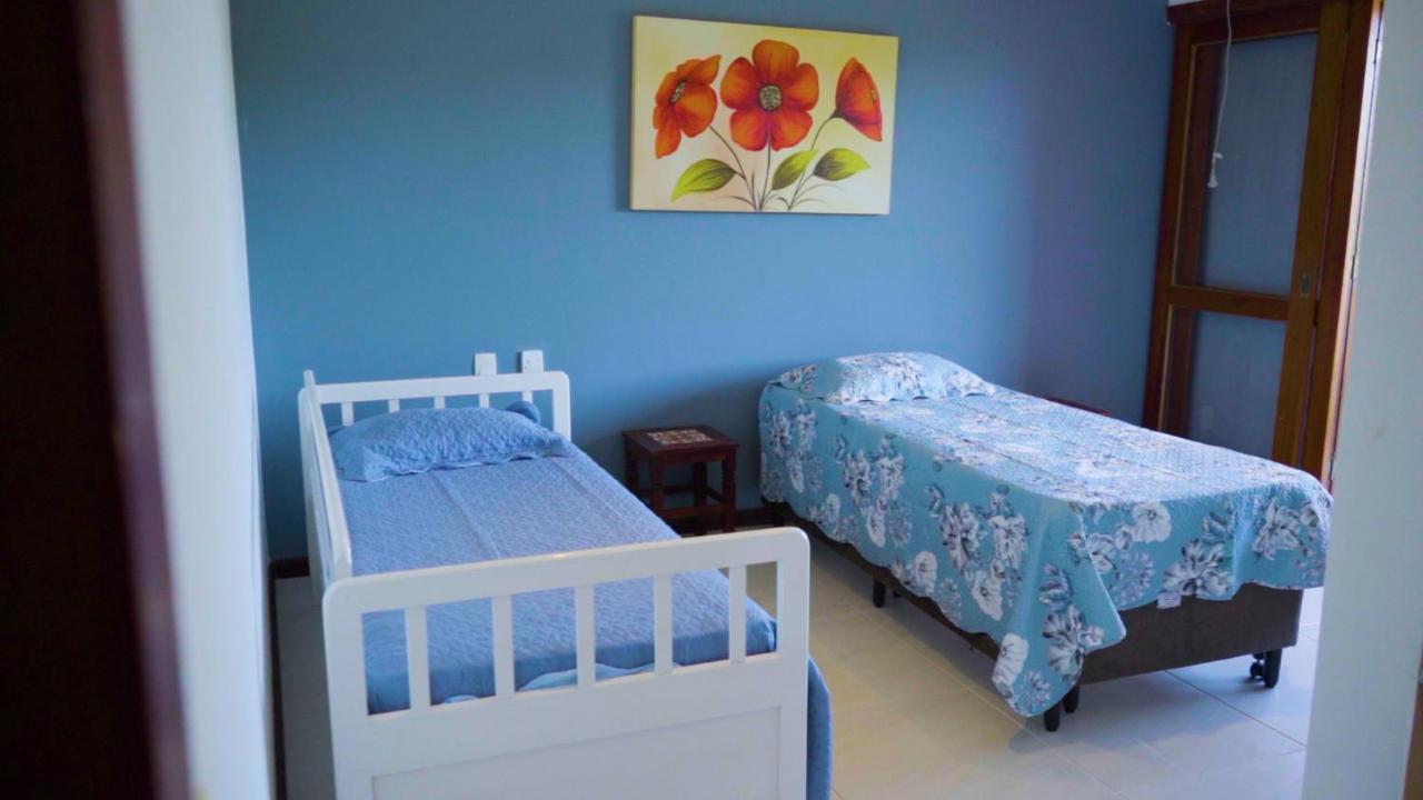 Belíssima Casa com extensa área externa - piscina, sauna, churrasqueira e campo de futebol - com 5 suítes e a 500 metros da Rua das Pedras Búzios Esterno foto