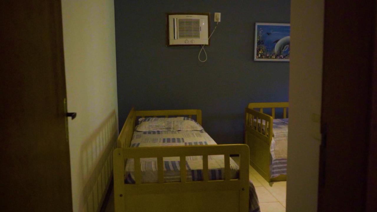 Belíssima Casa com extensa área externa - piscina, sauna, churrasqueira e campo de futebol - com 5 suítes e a 500 metros da Rua das Pedras Búzios Esterno foto