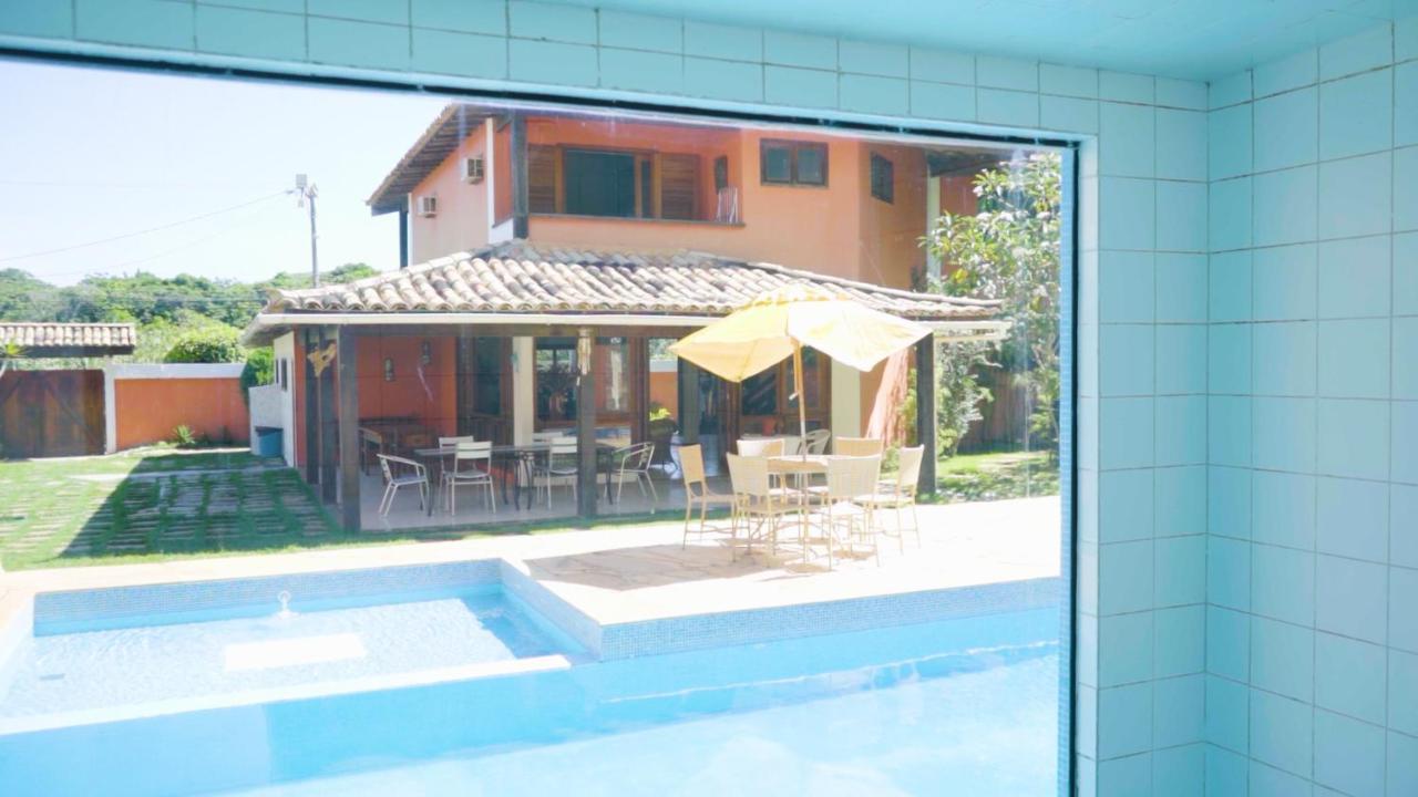 Belíssima Casa com extensa área externa - piscina, sauna, churrasqueira e campo de futebol - com 5 suítes e a 500 metros da Rua das Pedras Búzios Esterno foto